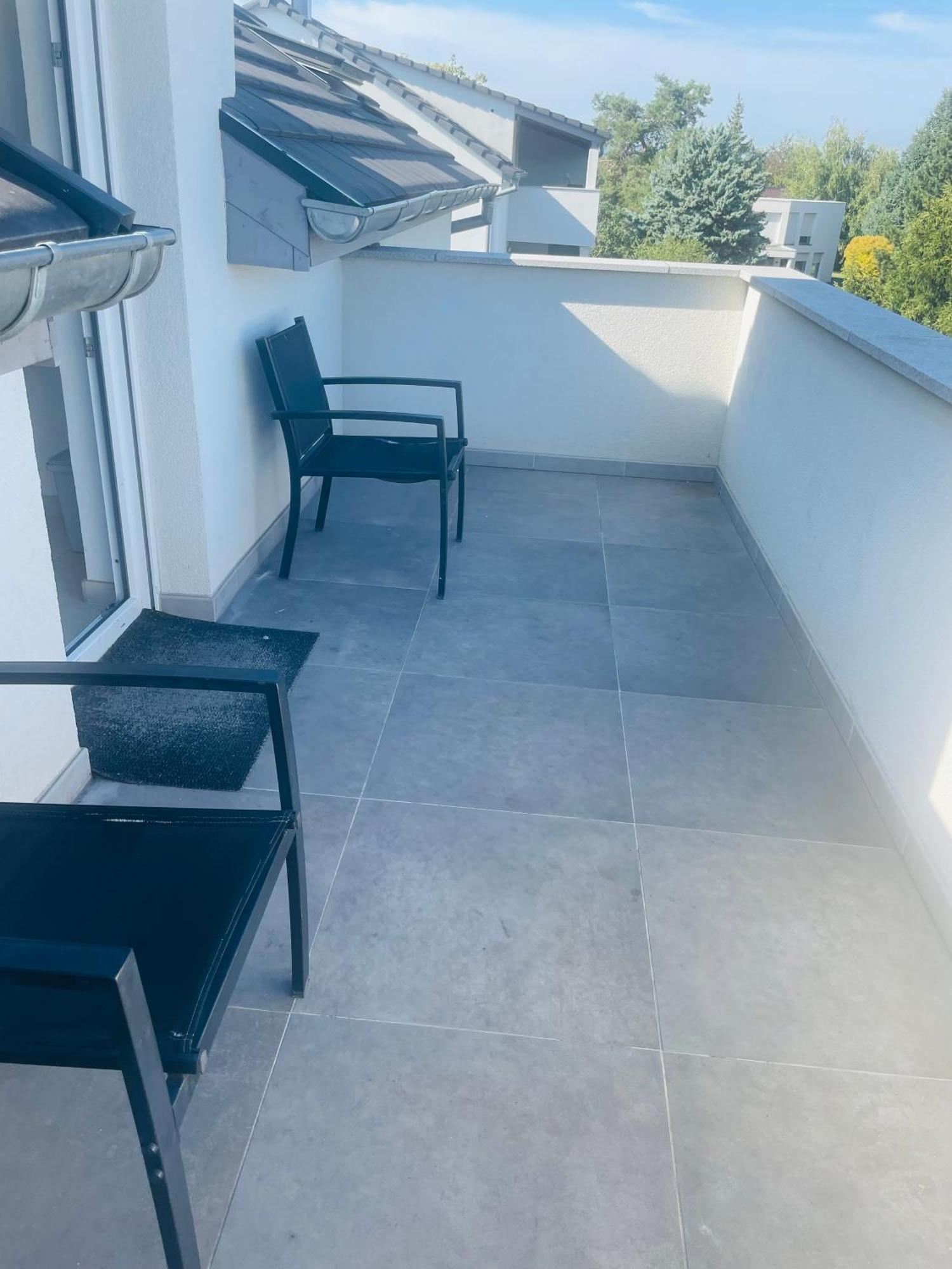 Appartement Bes,, Attique Neuf Avec Confort Wittenheim Exterior photo